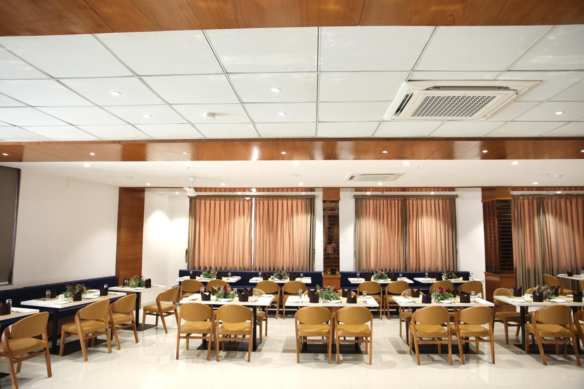 Lords Eco Inn, Ambaji 외부 사진